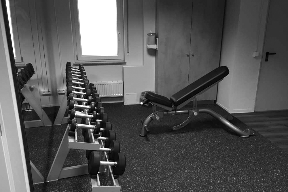 fitnessstudio_neuhausen_freihanteltraining